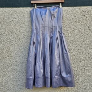 NWT Monique Lhuiller Bridesmaids silver gray strapless knee length dress size 2